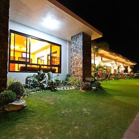 La Suena Brisa Beach Resort And Events Place Batangas Buitenkant foto