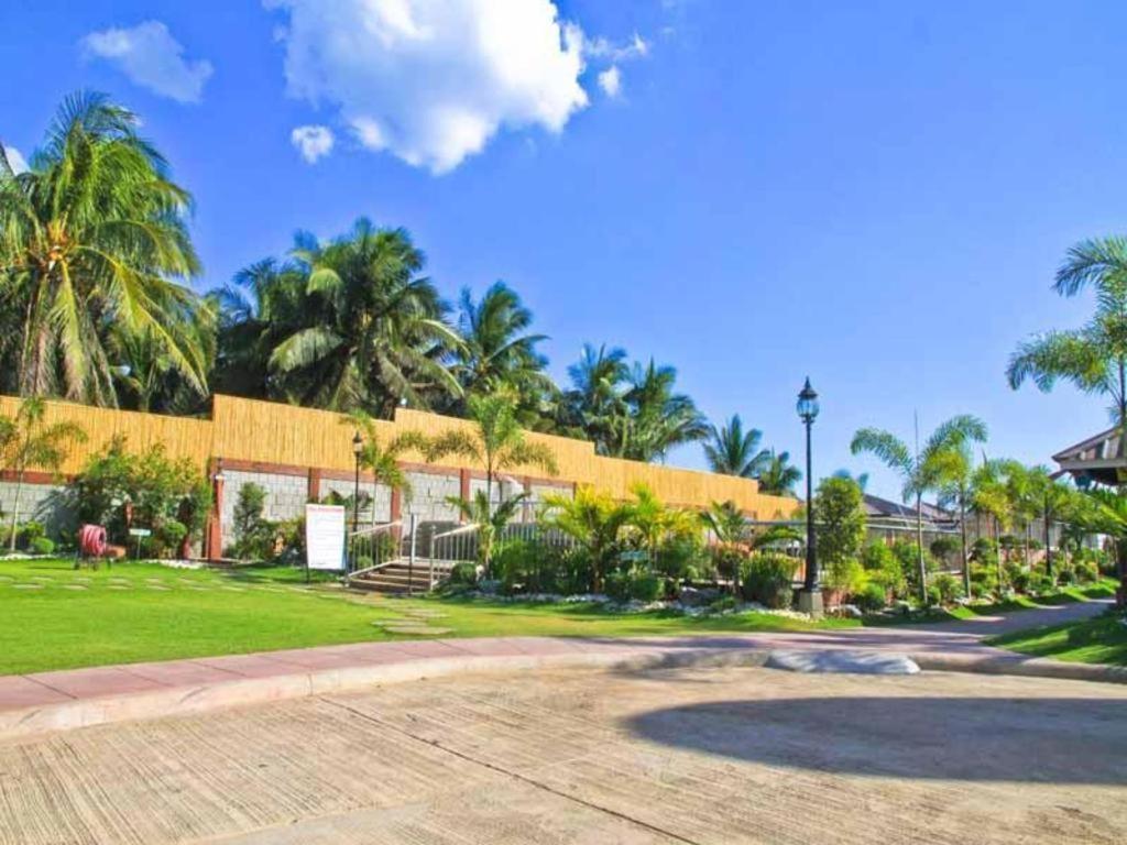 La Suena Brisa Beach Resort And Events Place Batangas Buitenkant foto